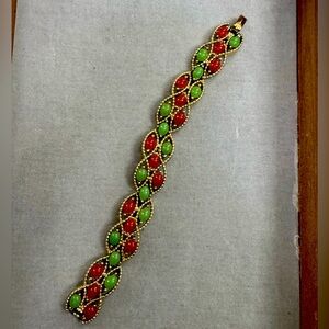 Sarah Coventry Gold Tone Bracelet